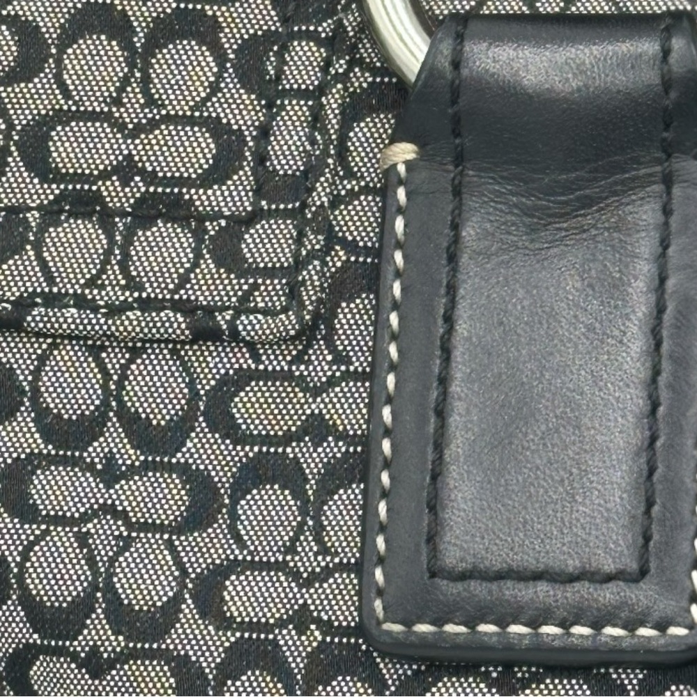 ⭐️⭐️SOLD⭐️⭐️ Coach Soho Black/Gray Monogram Canvas Leather Satchel F10929 Y2K - Picture 15 of 16